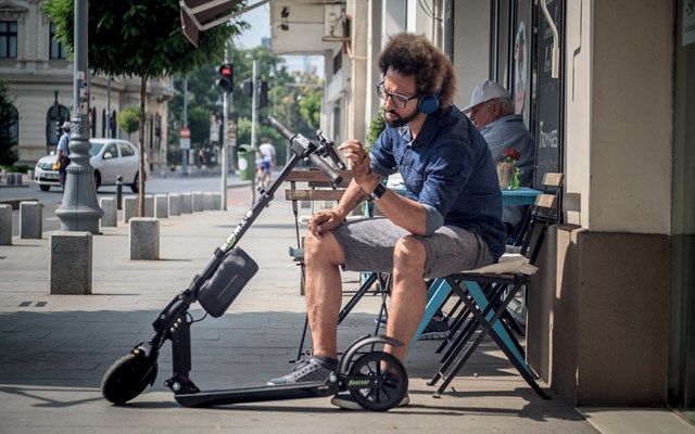 Αποσύρονται-τα-ενοικιαζόμενα-ηλεκτρικά-πατίνια-από-τη-Μαδρίτη-έως-τις-25-Οκτωβρίου