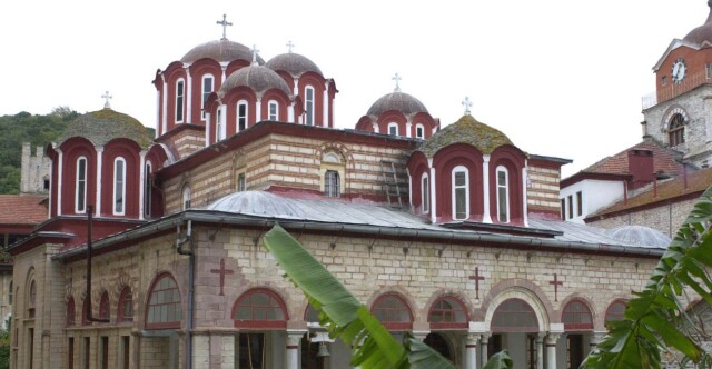 Θεσσαλονίκη:-Απολογήθηκαν-σε-ανακριτή-τρεις-μοναχοί-της-παλιάς-αδελφότητας-της-Εσφιγμένου-για-περιστατικό-με-εκρήξεις