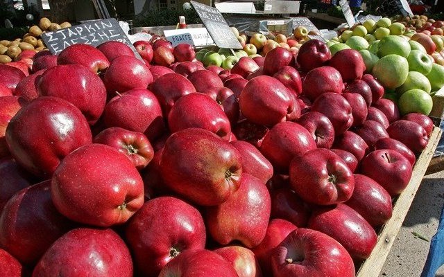 ΣΕΚΛΑ:-Γιατί-η-τιμή-ενός-μήλου-από-0,70-ευρώ-το-κιλό-στο-δέντρο,-φτάνει-στο-1,70-ευρώ-το-κιλό-στον-καταναλωτή