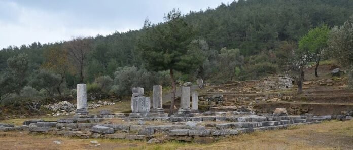 why-was-the-ancient-greek-city-of-hadrianopolis-suddenly-abandoned?