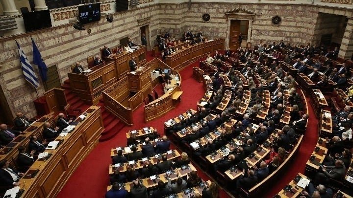Mitsotakis Faces No-Confidence Vote in Greek Parliament Over Tempi