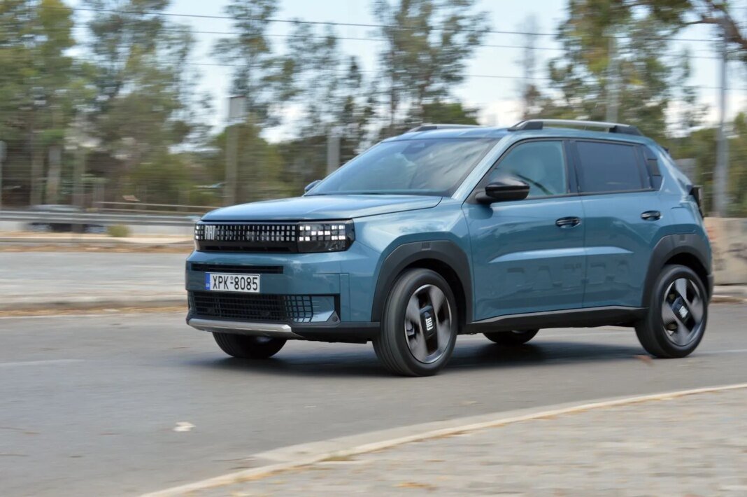 Δοκιμάζουμε-το-fiat-grande-panda-hybrid:-Το-μικρό-που-ξέρει-να-ξεχωρίζει-και-ξαναβάζει-τη-fiat-στο-σωστό-δρόμο