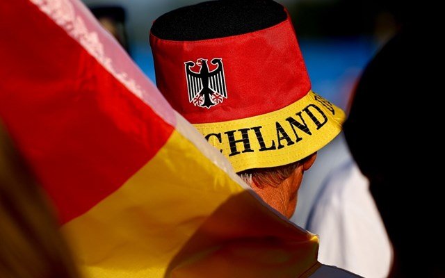 Είσαι-μέλος-της-afd;-Δεν-προσλαμβάνεσαι-στο-δημόσιο!