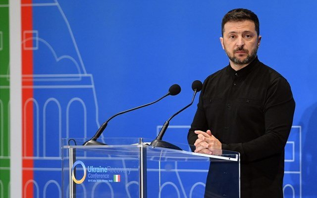 Ζελένσκι:-Εκφράζει-ευγνωμοσύνη-μετά-την-ανακοίνωση-Τραμπ-για-παραδόσεις-όπλων-στη-χώρα-του
