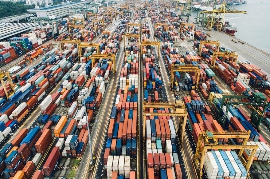 ubs-lists-greece-among-most-exposed-to-trump’s-us-tariffs