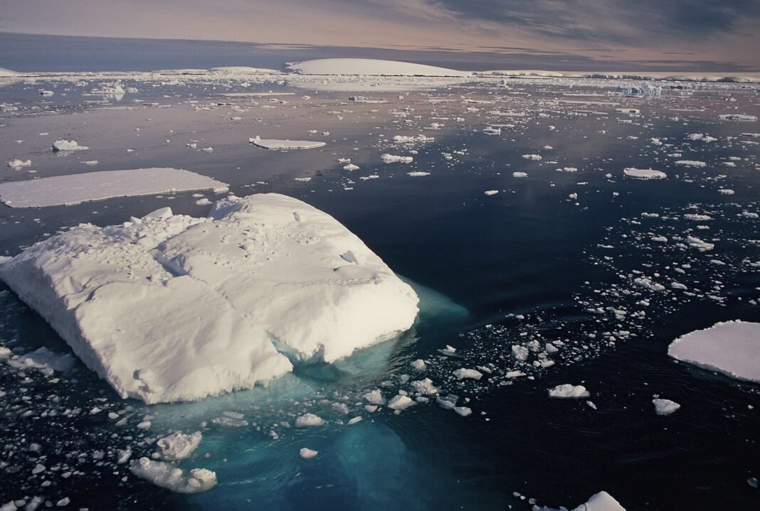30-million-year-old-hidden-river-found-under-antarctica