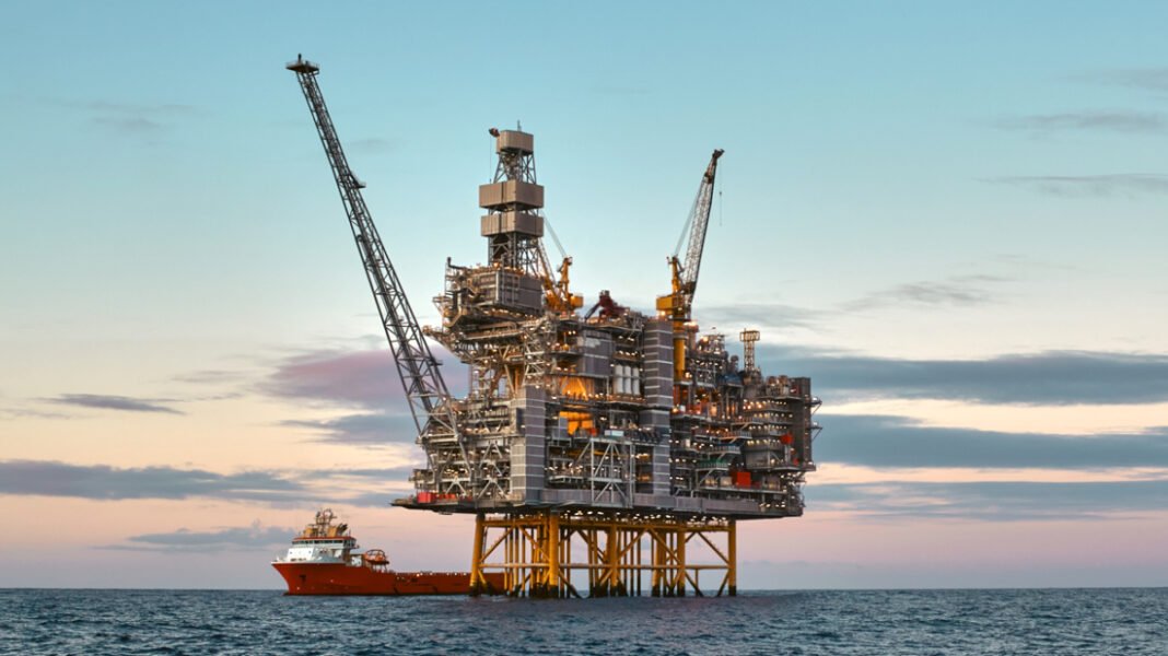 Μέσω Chevron και επί του πεδίου η ελληνική απάντηση στη… χαρτομαχία της Λιβύης