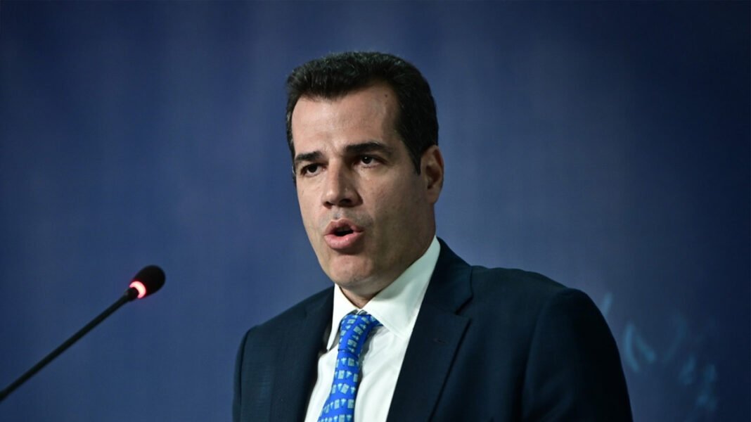 Πλεύρης: Χωρίς αιφνιδιασμούς η δημιουργία προσωρινών χώρων υποδοχής στην Κρήτη