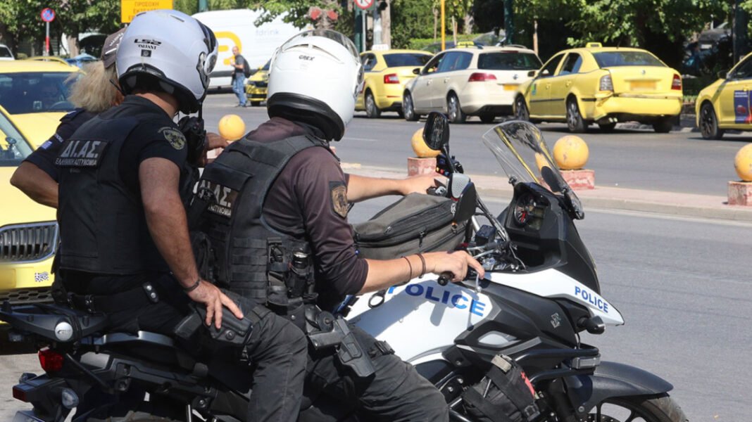 «Θέλω-10.000-να-βγάλουμε-5-κιλά-–-Αν-έχεις-αγοραστή-φέρτον-σε-2-μέρες»:-Οι-διάλογοι-που-«έκαψαν»-τους-ναρκέμπορους-αστυνομικούς