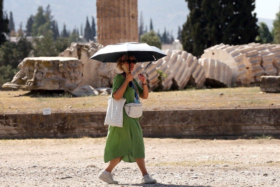 greece-endures-prolonged-heatwave-with-temperatures-reaching-110°f
