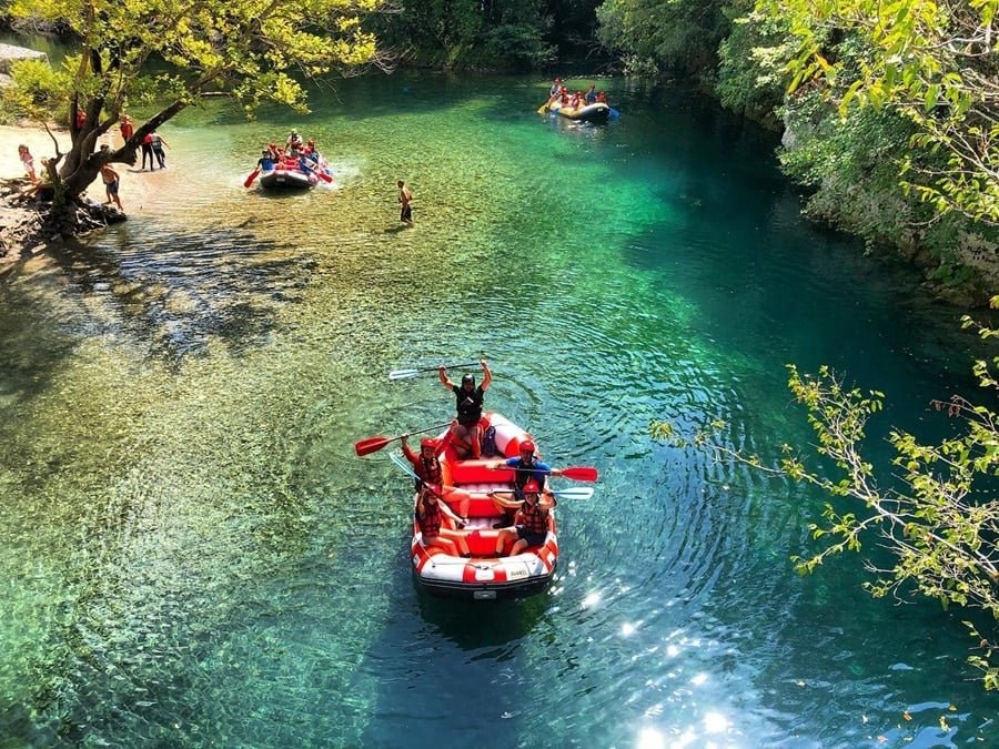 epirus’s-rivers-and-lakes-offer-a-refreshing-oasis-amidst-greece’s-heatwave