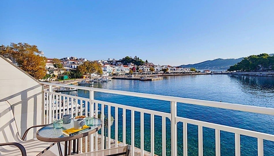 skiathos-navigates-tourism-growth-with-focus-on-sustainability,-quality