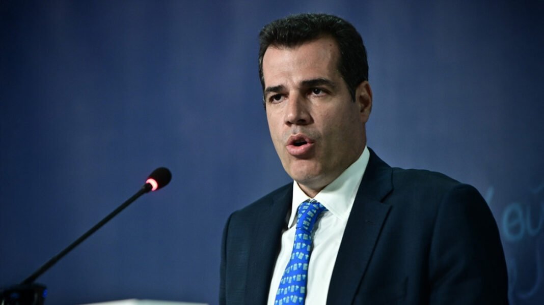 Πλεύρης: Οι πρωτοβουλίες μας φέρνουν σε δύσκολη θέση ορισμένους πολιτικούς χώρους – Η κ. Λατινοπούλου θα αρχίσει να γαβγίζει λίγο παραπάνω