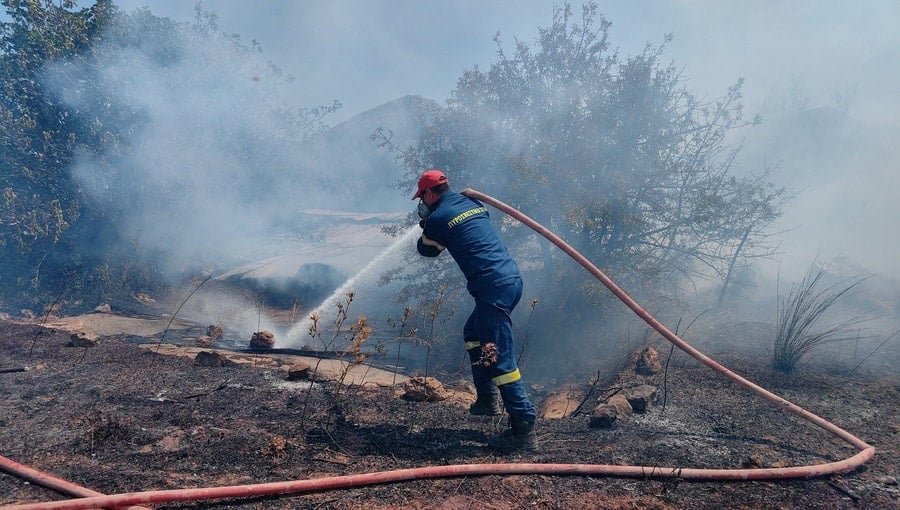 greece-requests-eu-support-as-wildfires-rage-across-country