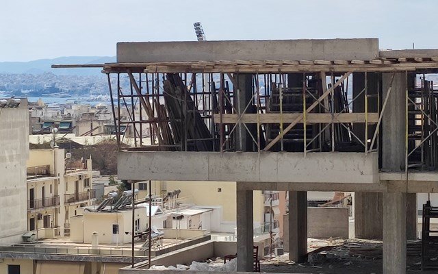 Οικοδομή:-Νέα-βουτιά-περισσότερο-του-30%-σε-επιφάνεια-και-όγκους-τον-Απρίλιο