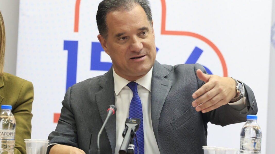 Οργή Γεωργιάδη μετά την καταγγελία για φακελάκι στο νοσοκομείο Άργους: Να μη φοβάται κανείς να καταγγέλλει