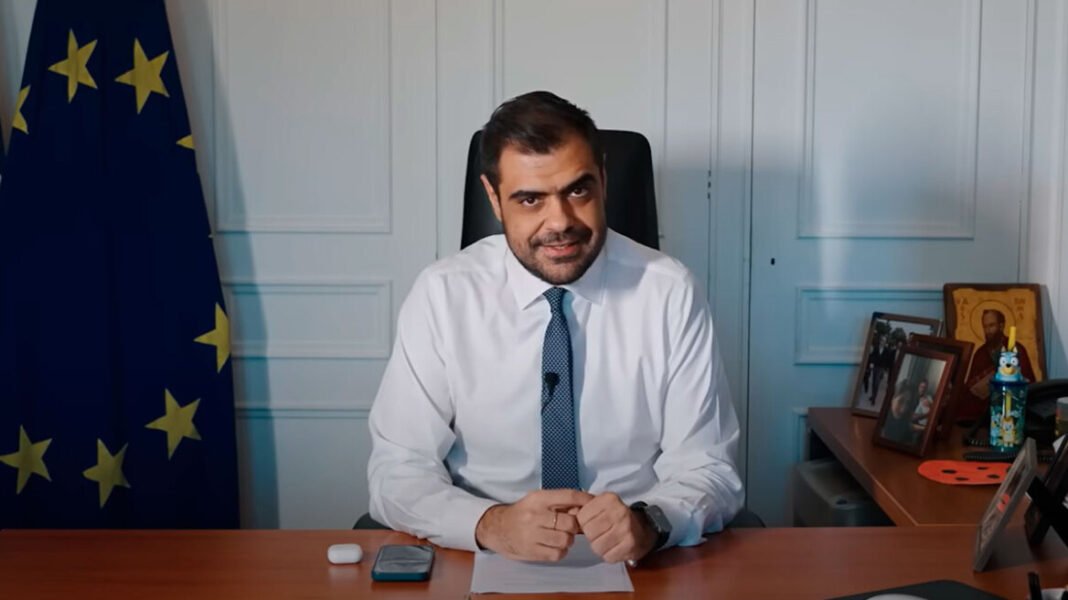 Μαρινάκης: Η Δημοκρατία προστατεύει τις διαδηλώσεις, όχι τον ρατσισμό – Φασίστες όσοι λένε ότι δεν θέλουν τους Ισραηλινούς επειδή είναι Ισραηλινοί
