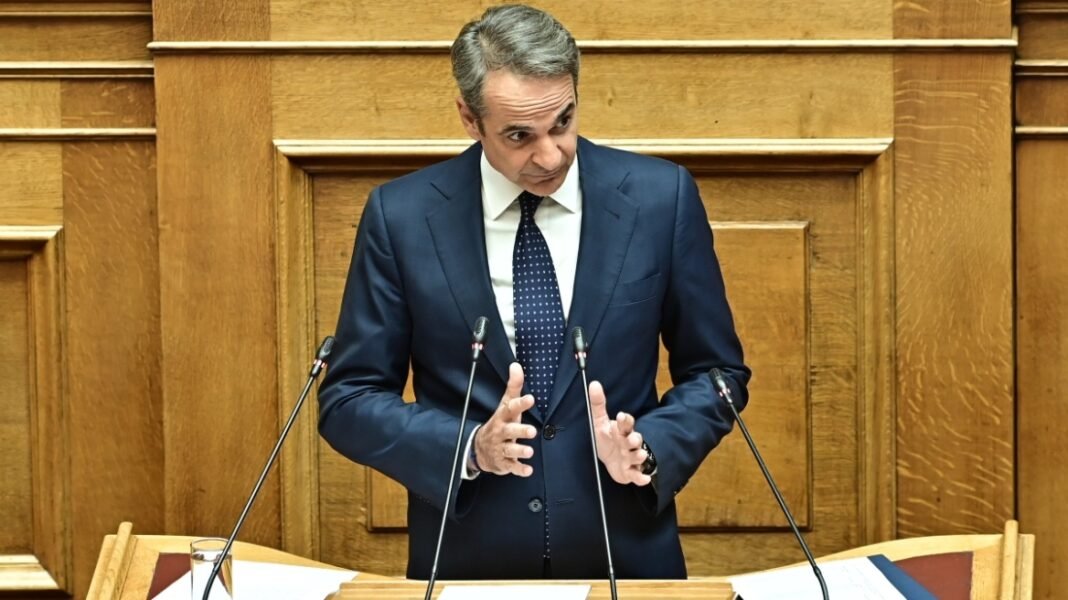 Μητσοτάκης σε Βελόπουλο: Απίστευτες σαχλαμάρες να συνδέονται οι πυρκαγιές με τις ανεμογεννήτριες