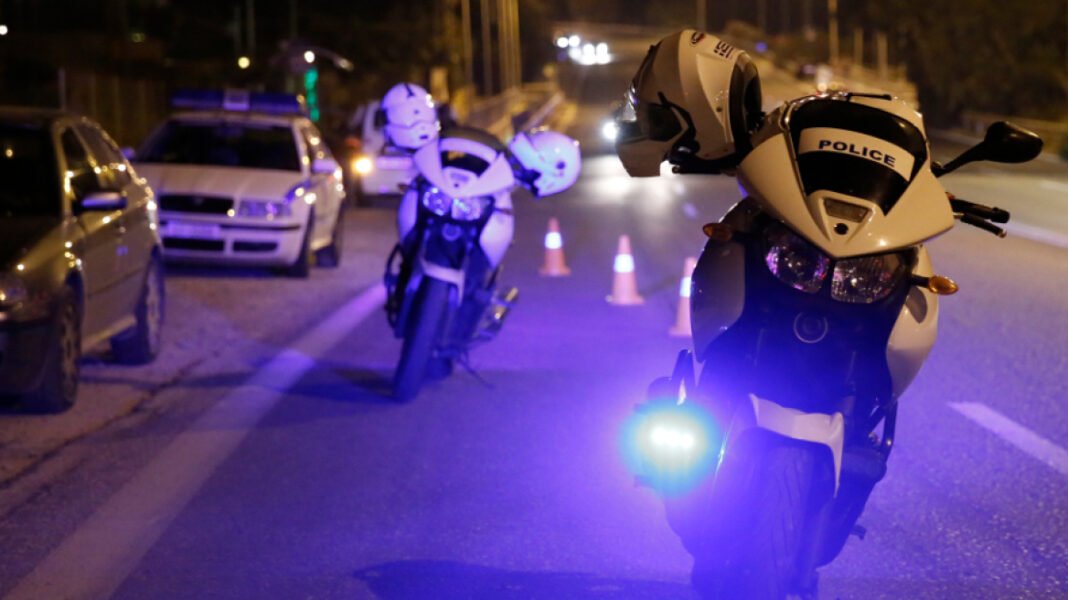 Θεσσαλονίκη:-Χειροπέδες-σε-17χρονο-για-εμπρησμό-μηχανής-–-Είχε-συλληφθεί-ως-μέλος-ακροδεξιάς-οργάνωσης