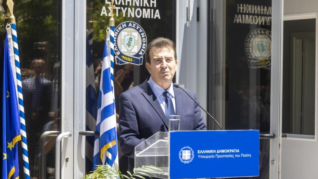 Χρυσοχοΐδης: Όλο και μεγαλύτερες μειώσεις στους δείκτες εγκληματικότητας στη Στερεά Ελλάδα