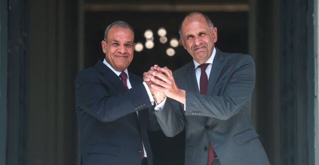 Σε-τροχιά-συμφωνίας-Ελλάδα-Αίγυπτος-για-τη-Μονή-Σινά:-Τα-μηνύματα-στη-Λιβύη-και-ο-συντονισμός-στο-μεταναστευτικό