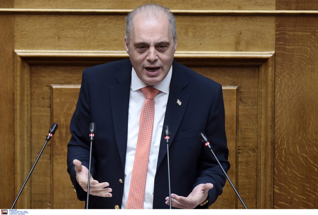Βελόπουλος:-Το-σκάνδαλο-του-ΟΠΕΚΕΠΕ-επιβεβαιώνει-ότι-η-ΝΔ-μαζί-με-τις-γαλάζιες-ακρίδες-λεηλατούν-τα-χρήματα-του-ελληνικού-λαού