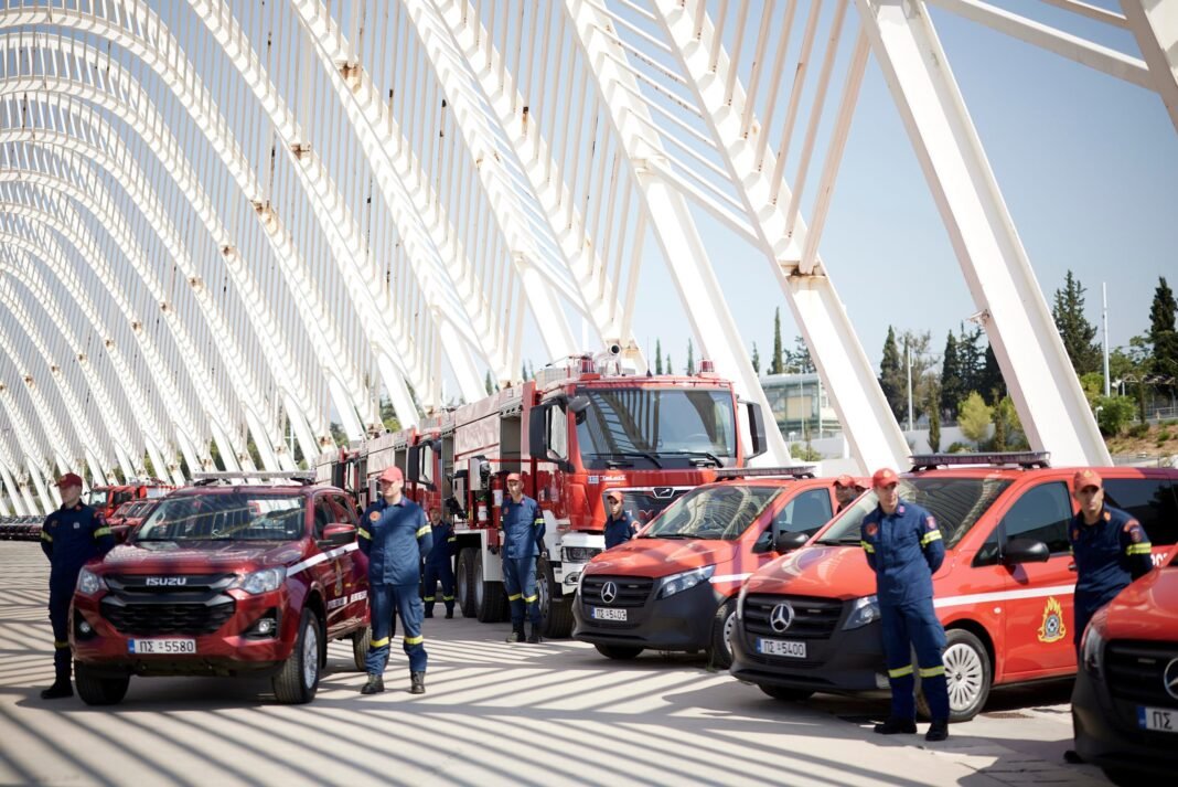 ΑΙΓΙΣ:-Με-59-νέα-πυροσβεστικά-οχήματα-ενισχύεται-η-Περιφέρεια-Αττικής