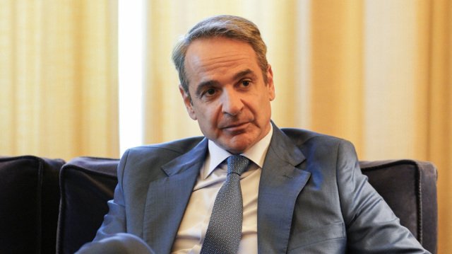 Μητσοτάκης:-Μας-συγκλονίζει-όλους-η-ξαφνική-και-τόσο-άδικη-απώλεια-της-Λένας-Σαμαρά