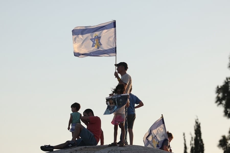israel’s-cabinet-approves-netanyahu-plan-to-occupy-gaza-city