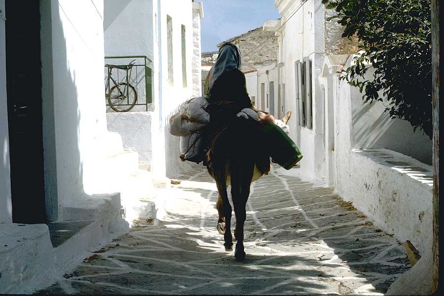 lawrence-durrell’s-odyssey-of-greek-islands-a-travel-masterpiece