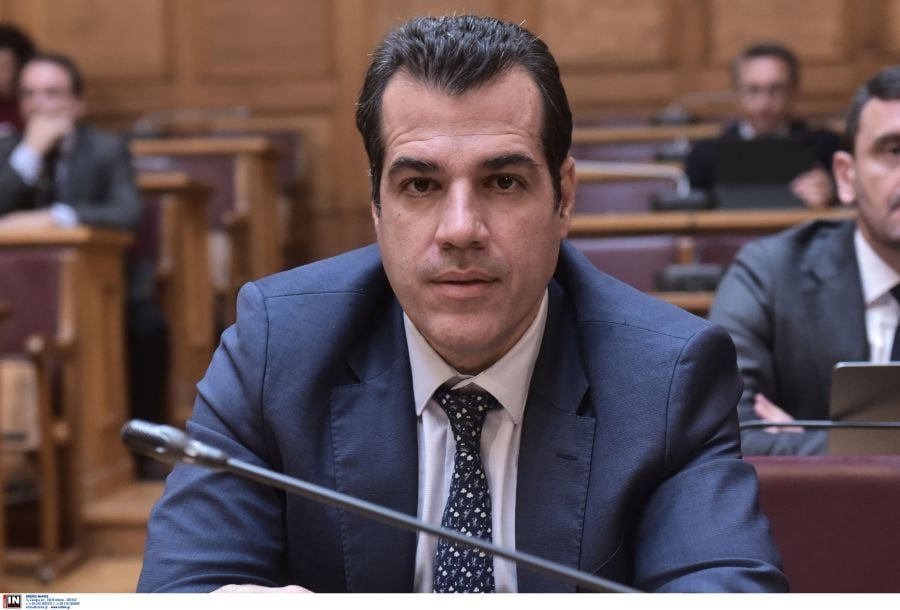 Πλεύρης:-«Βραχιολάκι»-σε-όσους-απορρίπτεται-το-άσυλο-–-2.000-bonus-και-πληρωμένο-εισιτήριο-για-όσους-οικειοθελώς-επιστρέφουν-στην-πατρίδα-τους