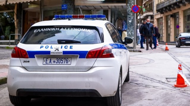 Πάτρα:-Τρεις-ανήλικοι-λήστεψαν-κι-έστειλαν-στο-νοσοκομείο-μια-80χρονη