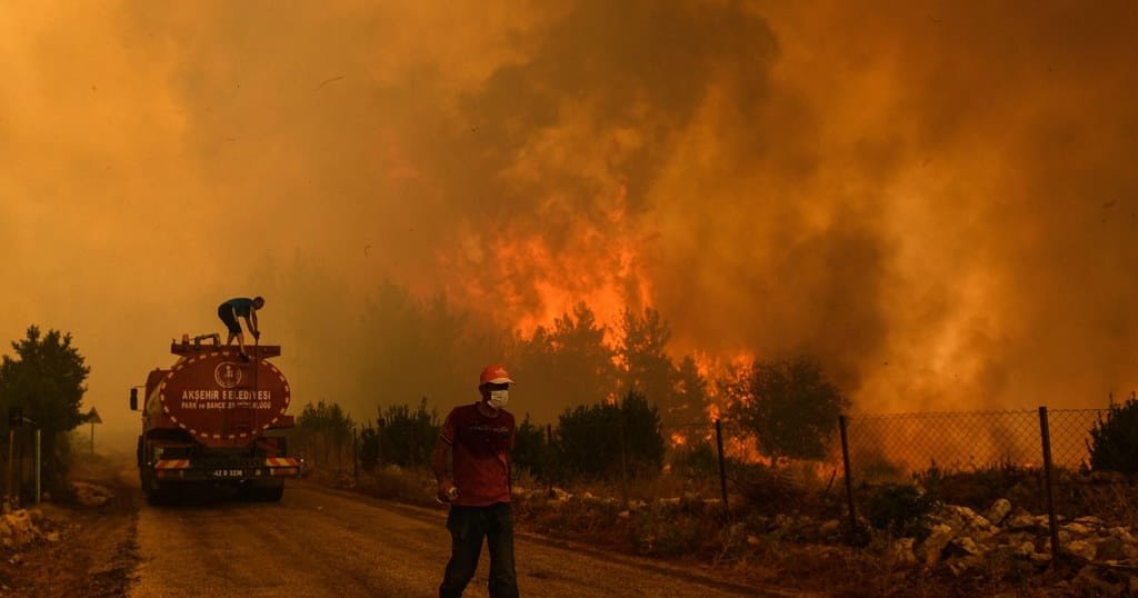 greek-captain-who-lost-boat-rescuing-dozens-in-kythera-fires-receives-outpouring-of-support