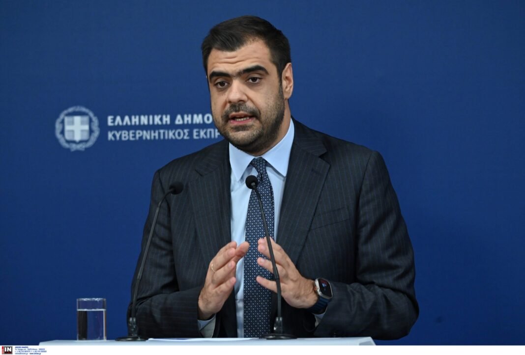 Μαρινάκης:-Δεν-θα-στείλουμε-ειρηνευτικά-στρατεύματα-στην-Ουκρανία-–-Παροχές-1,5-δισ.-θα-ανακοινωθούν-στη-ΔΕΘ