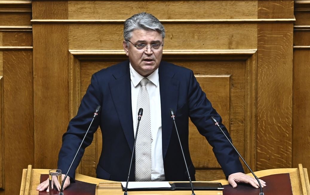 Νατσιός:-Η-χώρα-να-«σφραγίσει»-τα-σύνορά-της