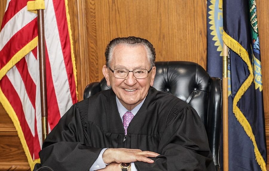 frank-caprio,-“america’s-nicest-judge,”-dies-at-88