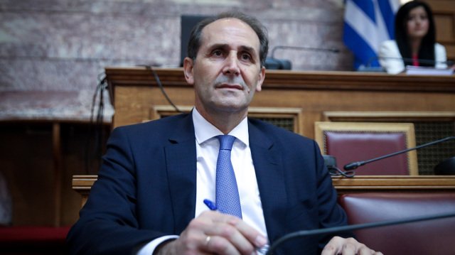 Επί-μία-ώρα-γιατρός-και-διασώστες-έκαναν-καρδιοπνευμονική-αναζωογόνηση-στον-Βεσυρόπουλο,-χωρίς-αποτέλεσμα