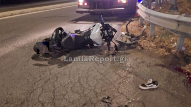Νεκρή-32χρονη-μητέρα-σε-τροχαίο-στην-Αταλάντη-–-Αυτοκίνητο-παραβίασε-stop-και-έπεσε-πάνω-στη-μηχανή-της