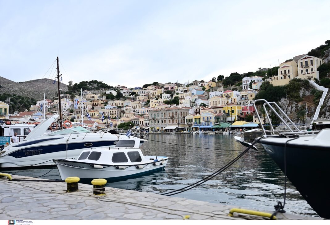 Εντατικοποιούνται-οι-έλεγχοι-στα-ημερόπλοια-–-Η-απόφαση-Κικίλια-και-η-νέα-εγκύκλιος