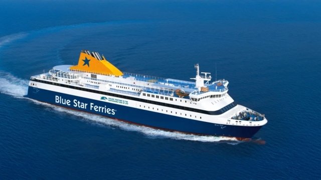 blue-star-Μύκονος:-Απέπλευσε-από-τον-Πειραιά-μετά-την-άρση-της-απαγόρευσης-απόπλου
