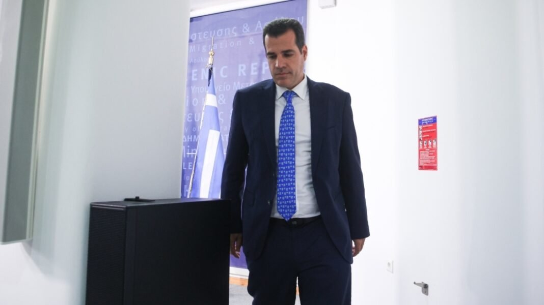 H Διεθνής Αμνηστία χαρακτηρίζει ανησυχητικές τις δηλώσεις Πλεύρη για έλεγχο των ΜΚΟ