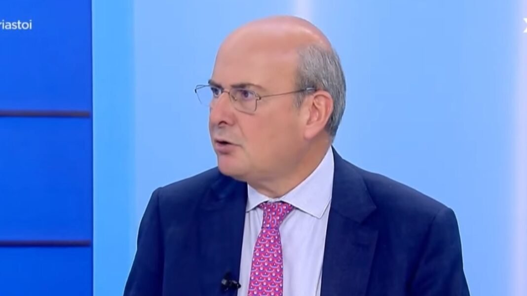 Χατζηδάκης: Η μείωση των άμεσων φόρων θα φανεί κατευθείαν στην τσέπη των Ελλήνων