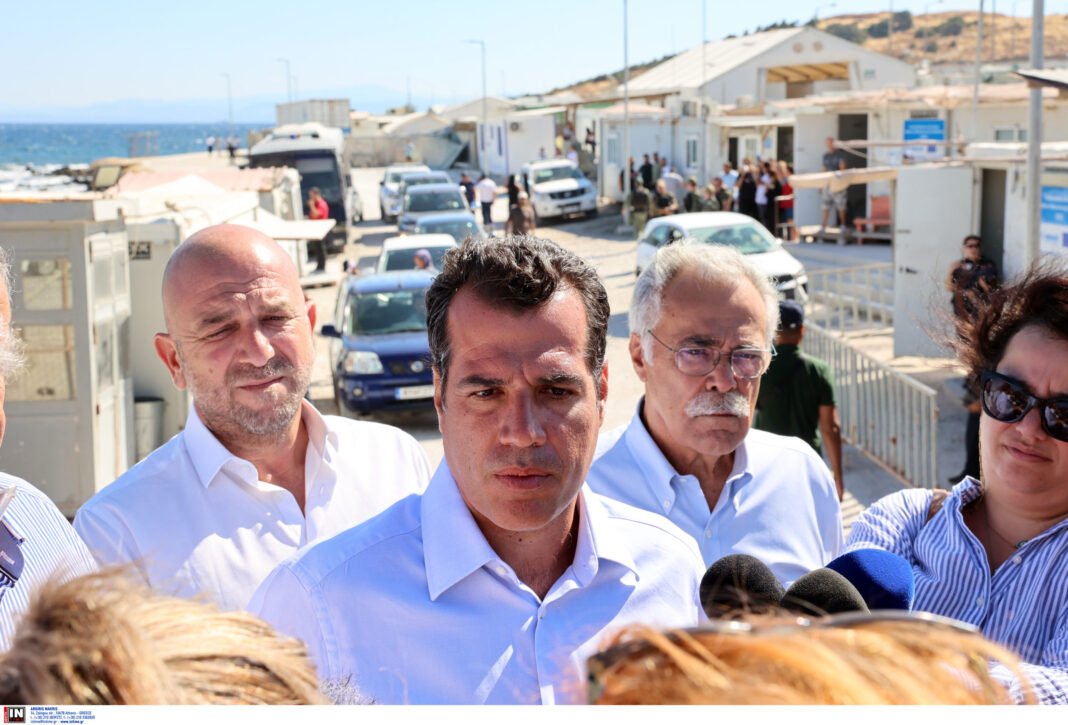 Πλεύρης-από-Μυτιλήνη:-«Καμία-επιβάρυνση-και-μεταφορά-δεν-πρόκειται-να-γίνει-στα-νησιά-ερήμην-των-τοπικών-κοινωνιών»