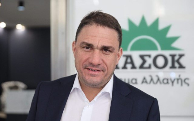 Κ.-Τσουκαλάς:-“Τα-έξι-χρόνια-που-κυβερνά-ο-Κυριάκος-Μητσοτάκης,-γιγαντώθηκαν-τα-προβλήματα-του-δημογραφικού-και-της-στέγασης”