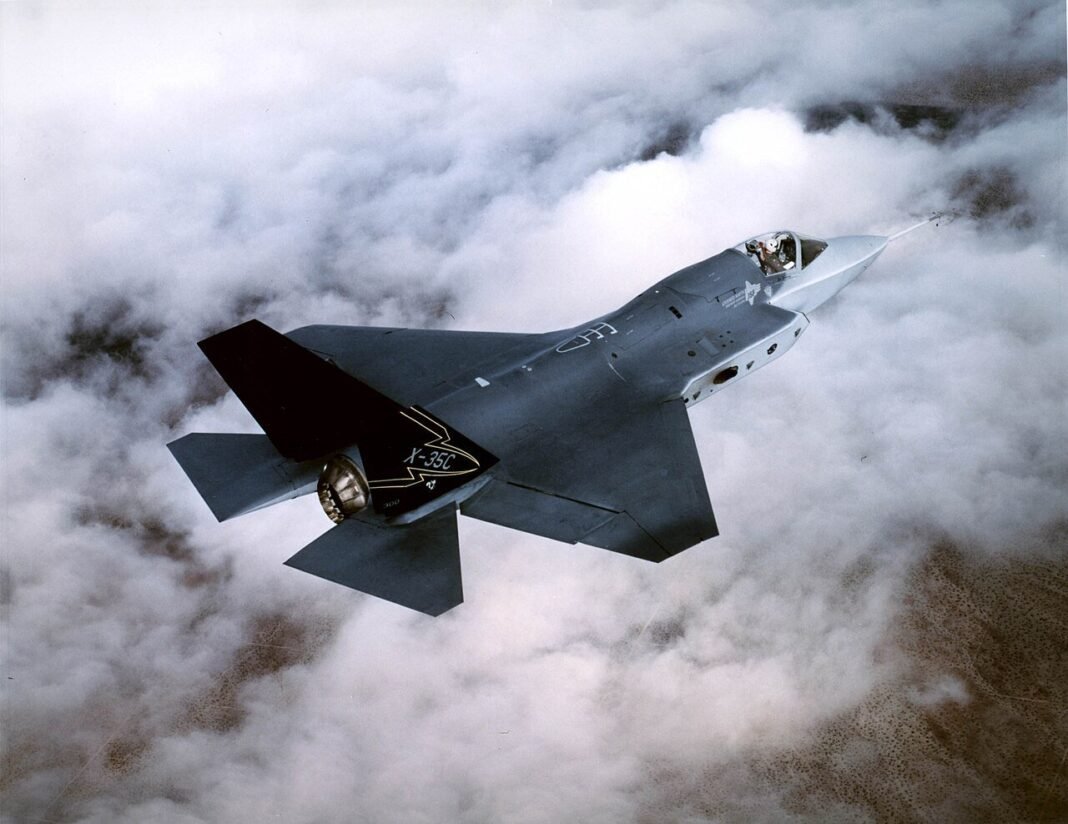 greek-american-lawmakers-urge-trump-to-halt-f-35-deal-with-turkey