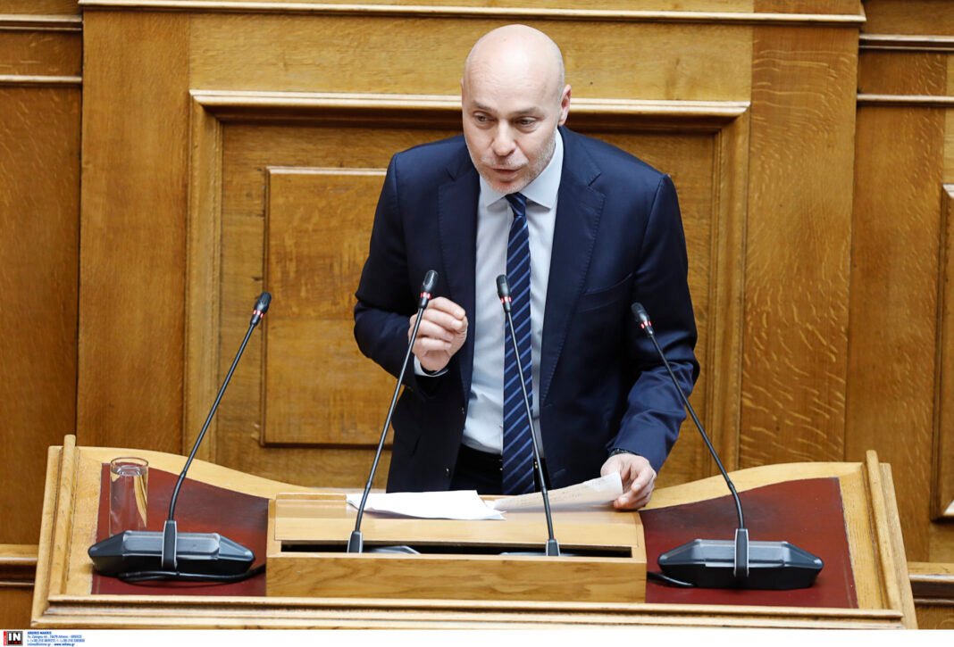 Ο-γάμος-που-αποκαλύφθηκε-μέσα-από-το-«πόθεν-έσχες»