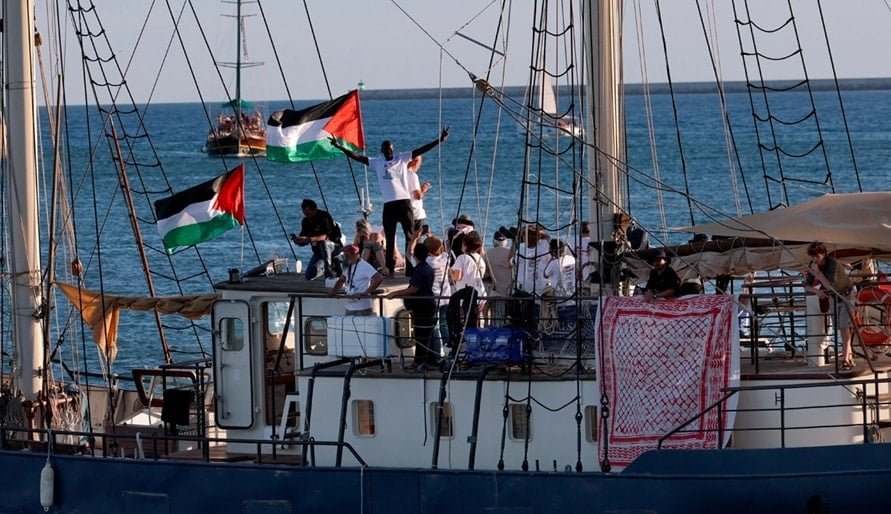 israeli-navy-intercepts-gaza-bound-flotilla,-including-greek-ship