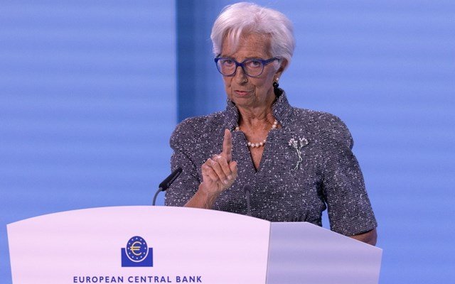 Λαγκάρντ:-Η-Ευρώπη-χρειάζεται-αυστηρότερη-νομοθεσία-για-τις-“σκιώδεις-τράπεζες”