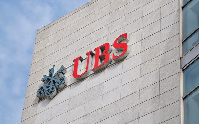 UBS: Αμετάβλητη η πολιτική στα μερίσματα και τις επαναγορές, λέει ο CEO