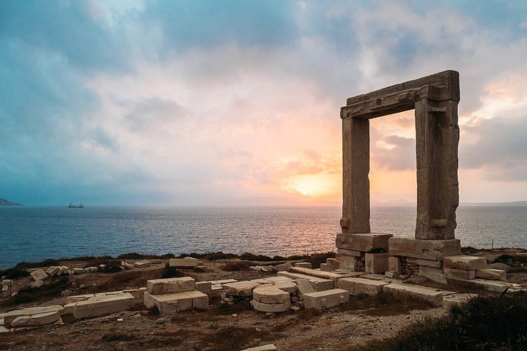 conde-nast-names-greece’s-naxos-among-world’s-top-islands